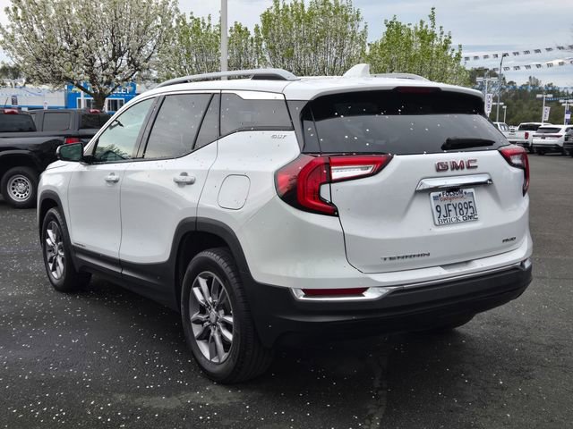 Used 2024 GMC Terrain SLT image 6