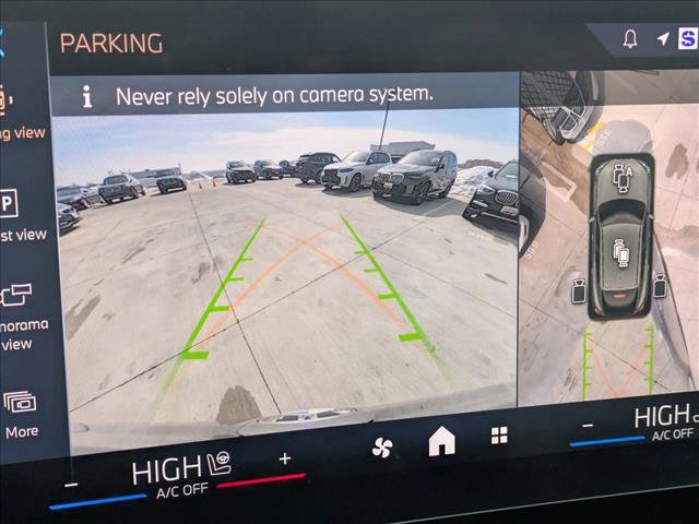 Used 2025 BMW X2 xDrive28i w/ Premium Package image 13