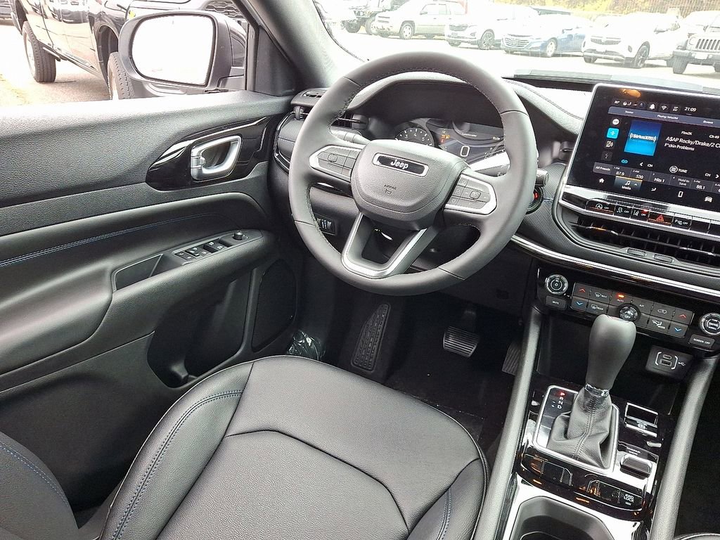 New 2026 Jeep Compass Limited AWD/4WD image 10