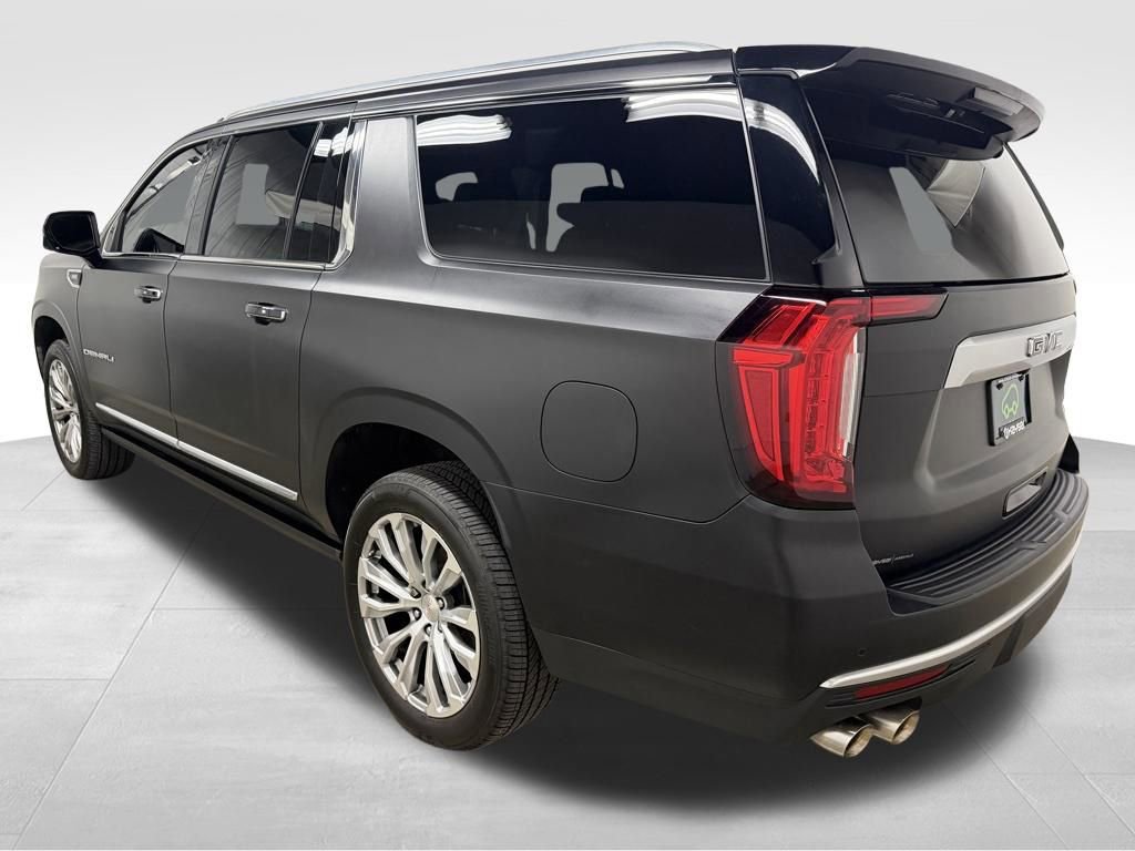Certified 2022 GMC Yukon XL Denali AWD/4WD image 3