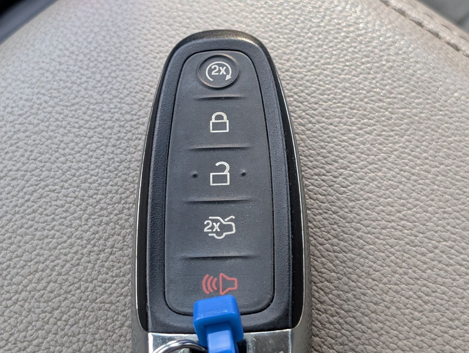 Used 2019 Ford Escape SE FWD image 28