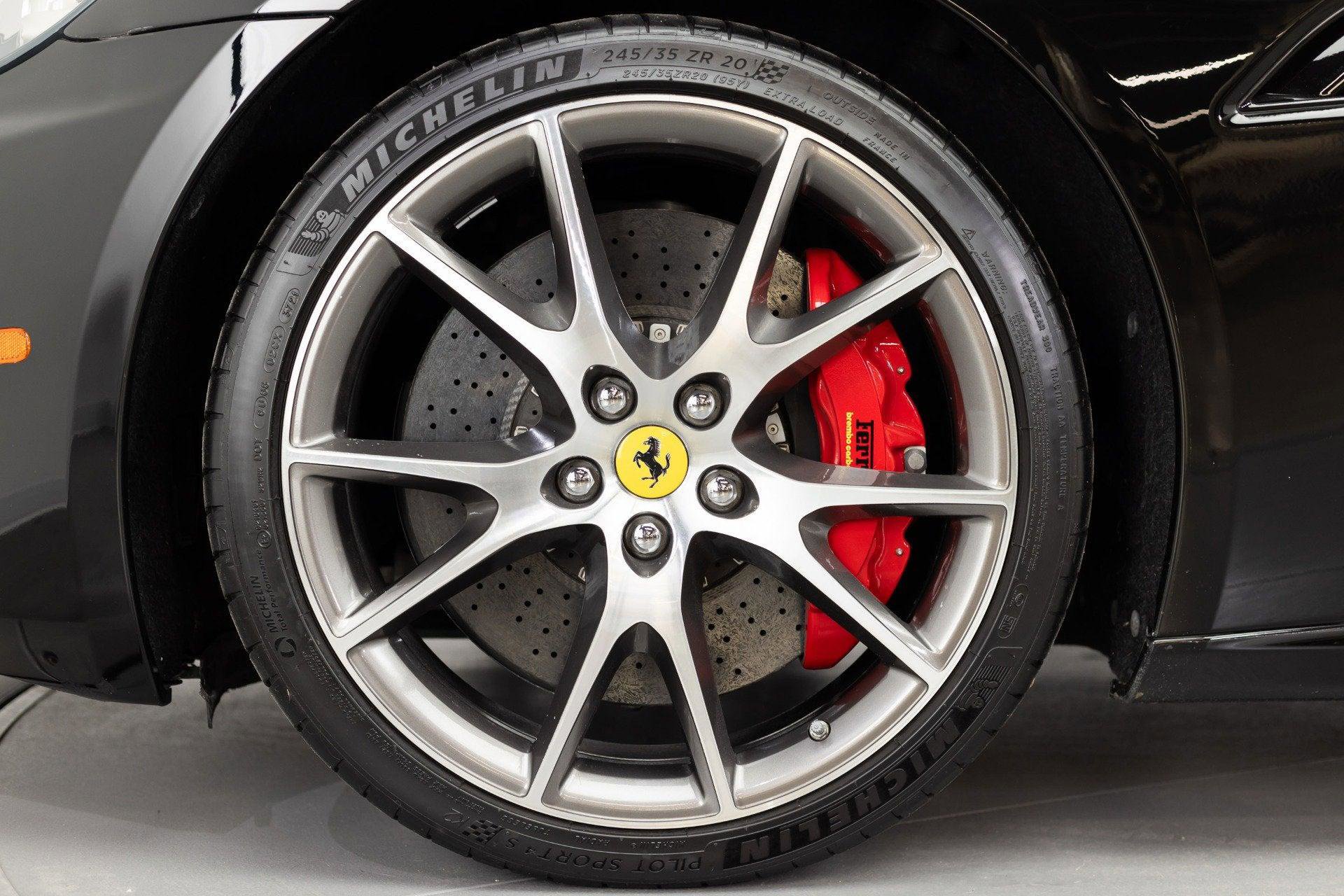Used 2010 Ferrari California image 43