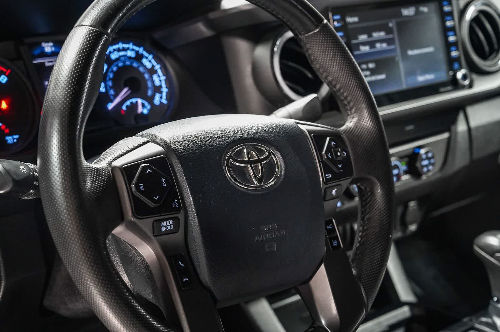 Certified 2020 Toyota Tacoma TRD Off-Road w/ Technology Package AWD/4WD image 21