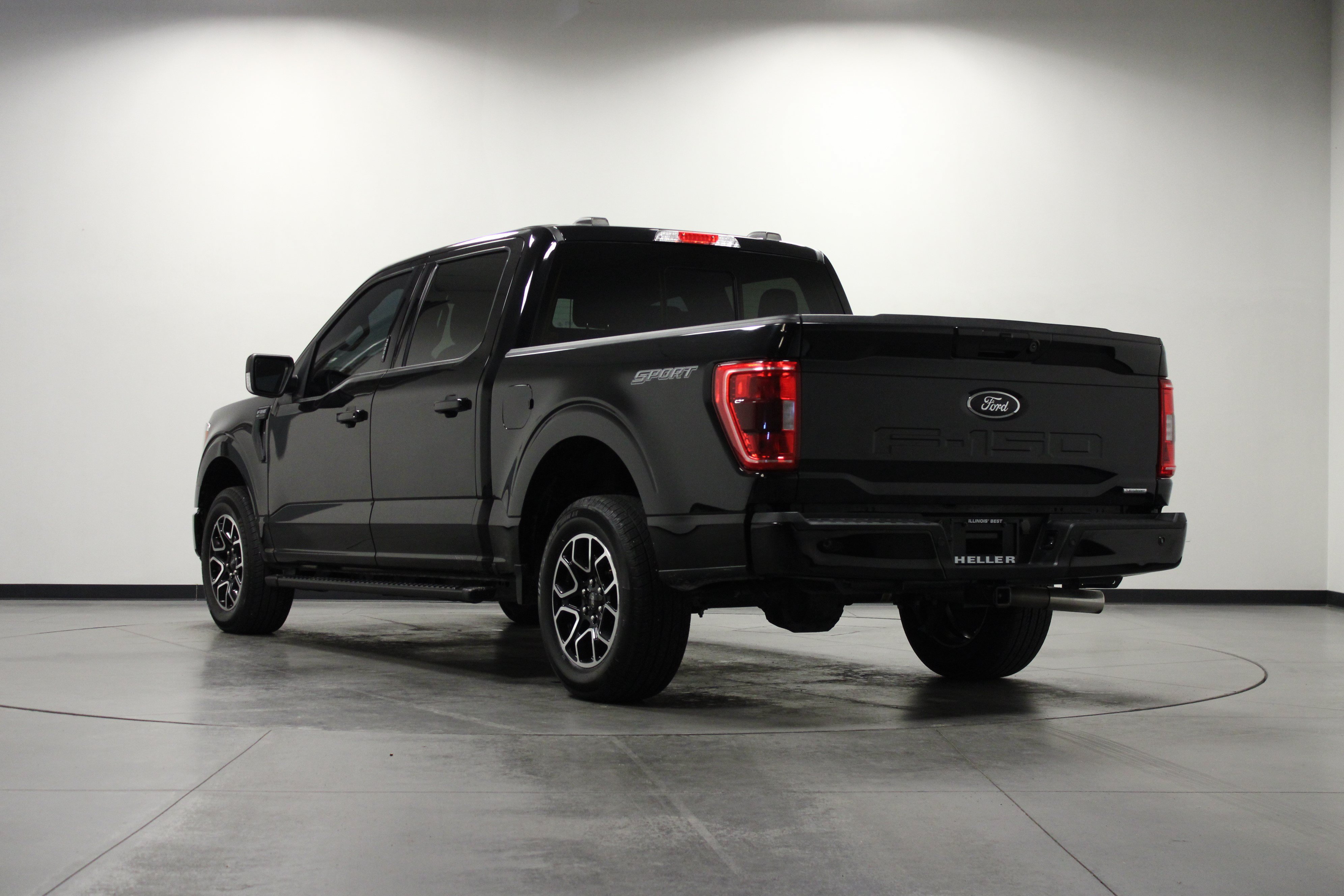 Used 2023 Ford F150 XLT w/ Equipment Group 302A High RWD image 6