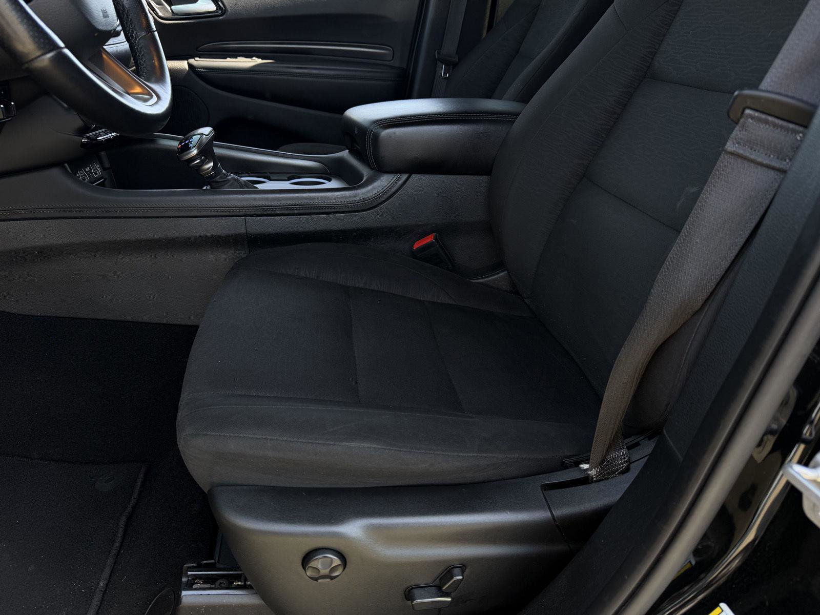 Used 2024 Dodge Durango SXT w/ SXT Blacktop Group AWD/4WD image 9