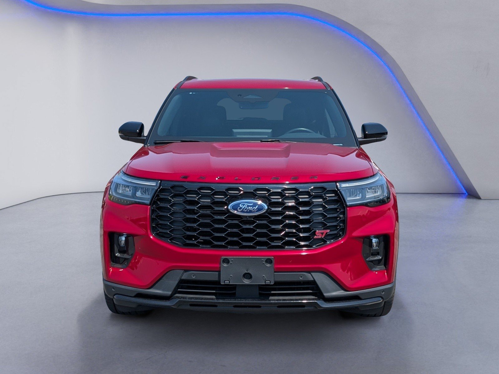 Used 2025 Ford Explorer ST AWD/4WD image 3