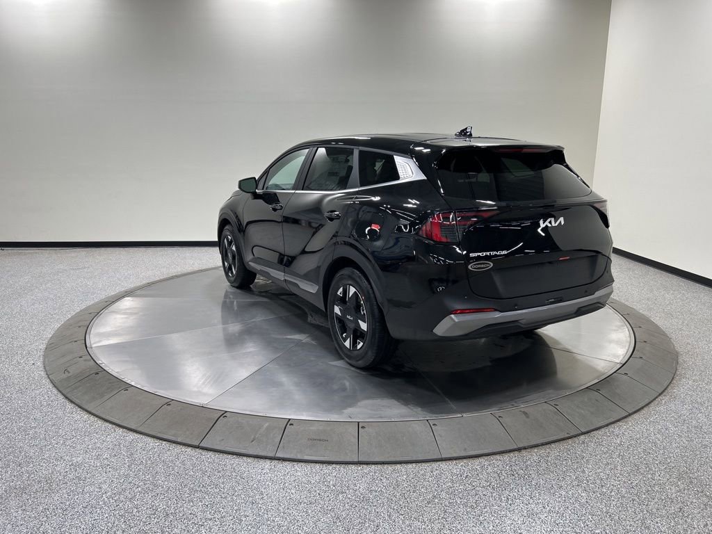 New 2026 Kia Sportage LX FWD image 8