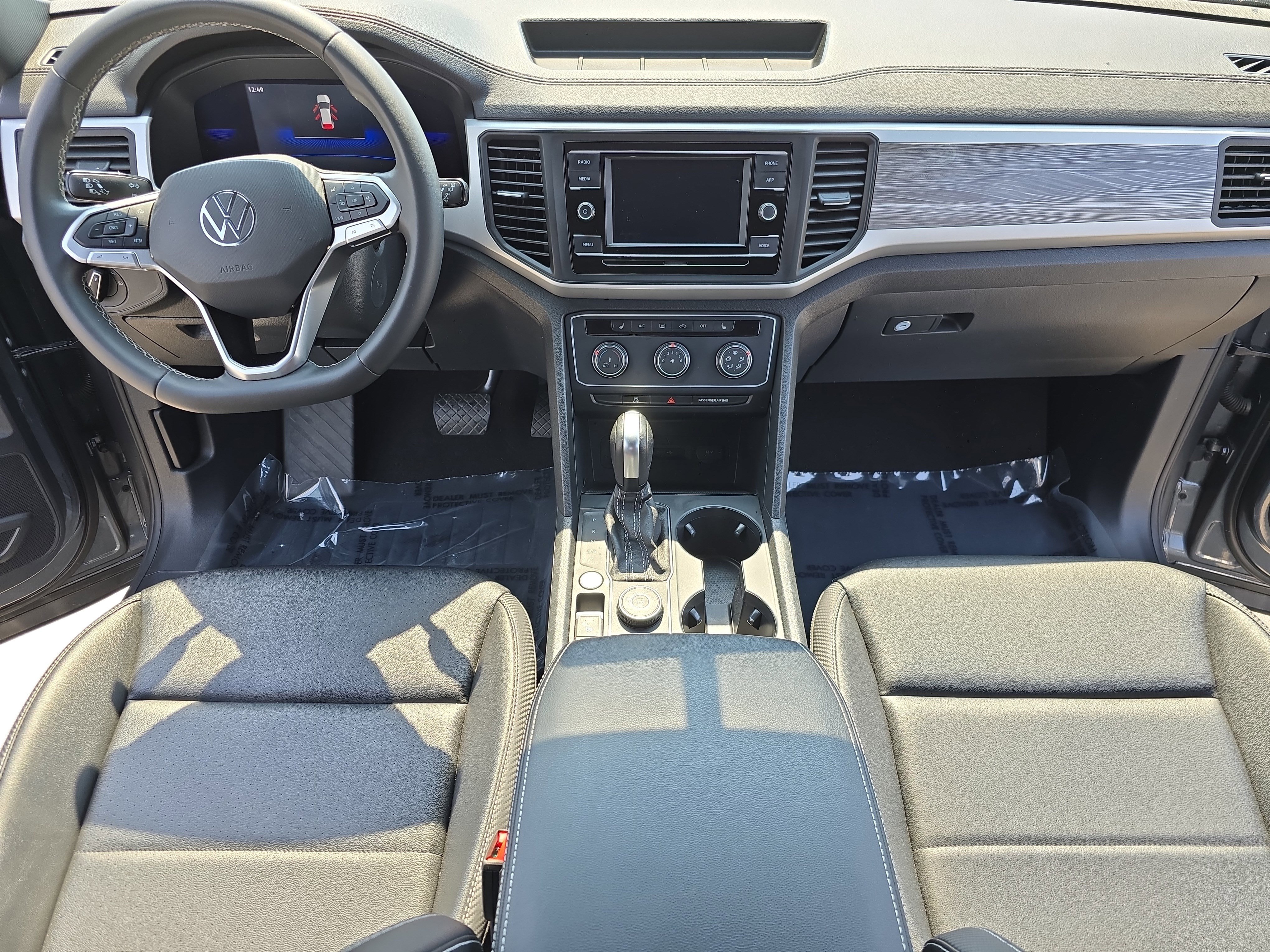 Used 2022 Volkswagen Atlas Cross Sport SE image 9
