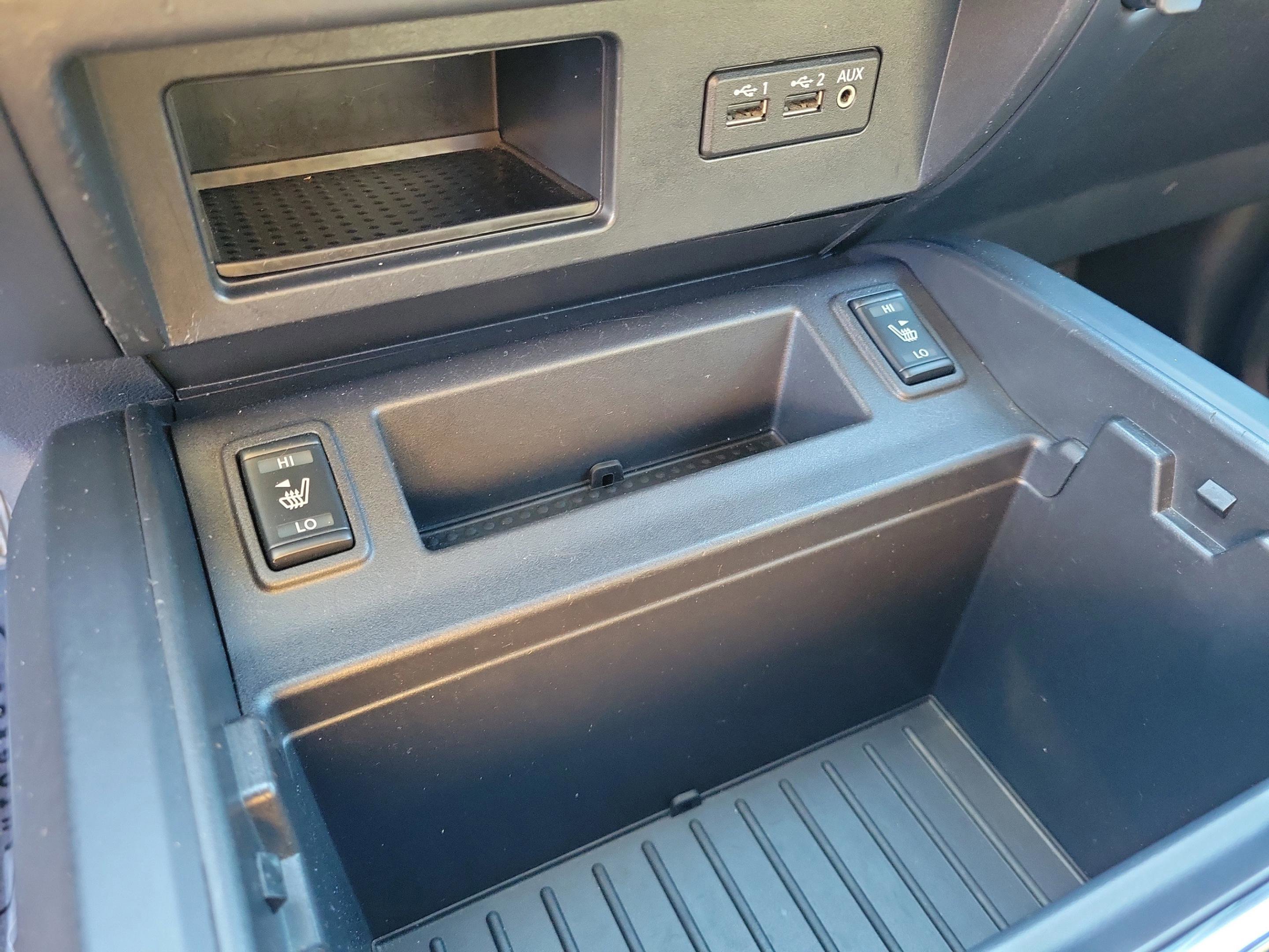 Used 2019 Nissan Titan SV w/ SV Convenience Package image 30