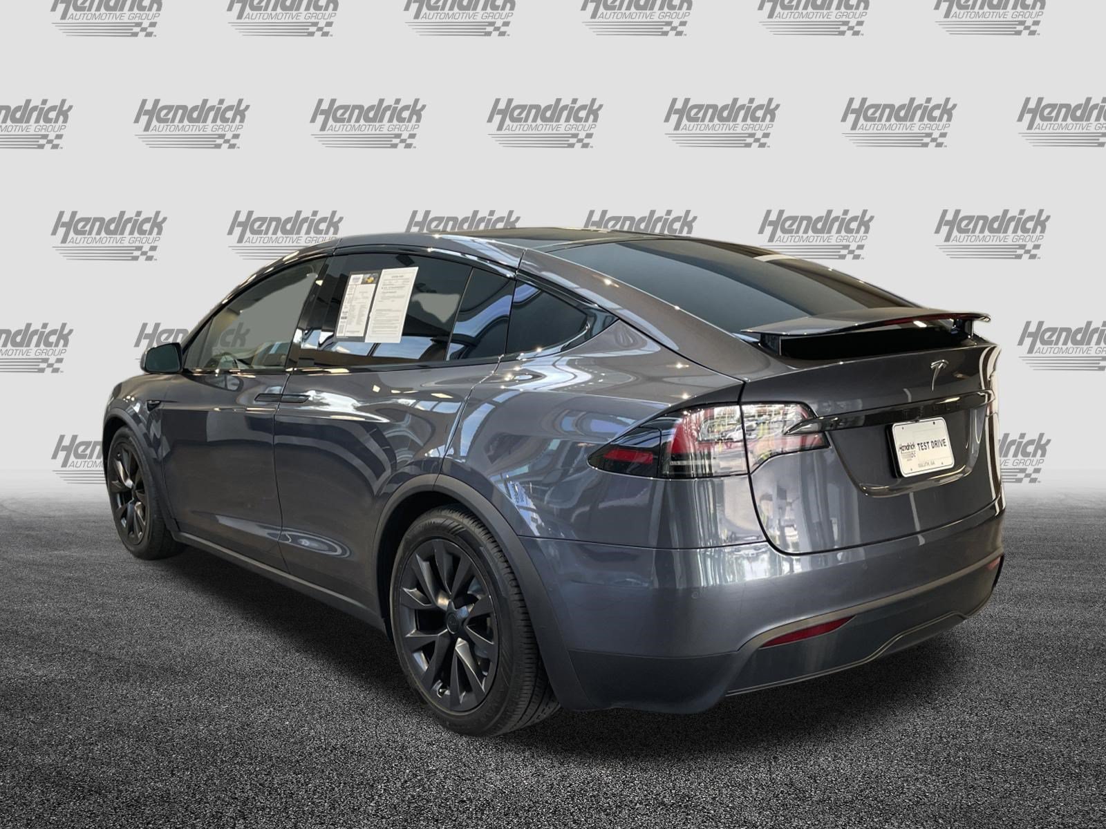 Used 2023 Tesla Model X AWD/4WD image 8