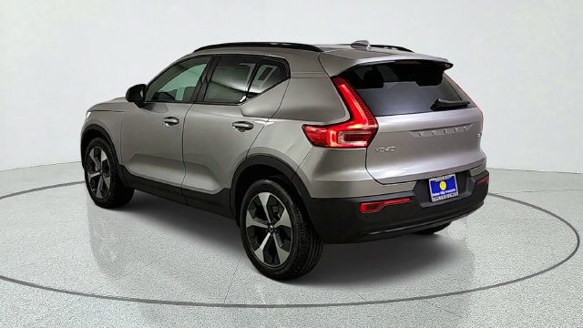 New 2026 Volvo XC40 B5 Plus w/ Protection Package Premier AWD/4WD image 5