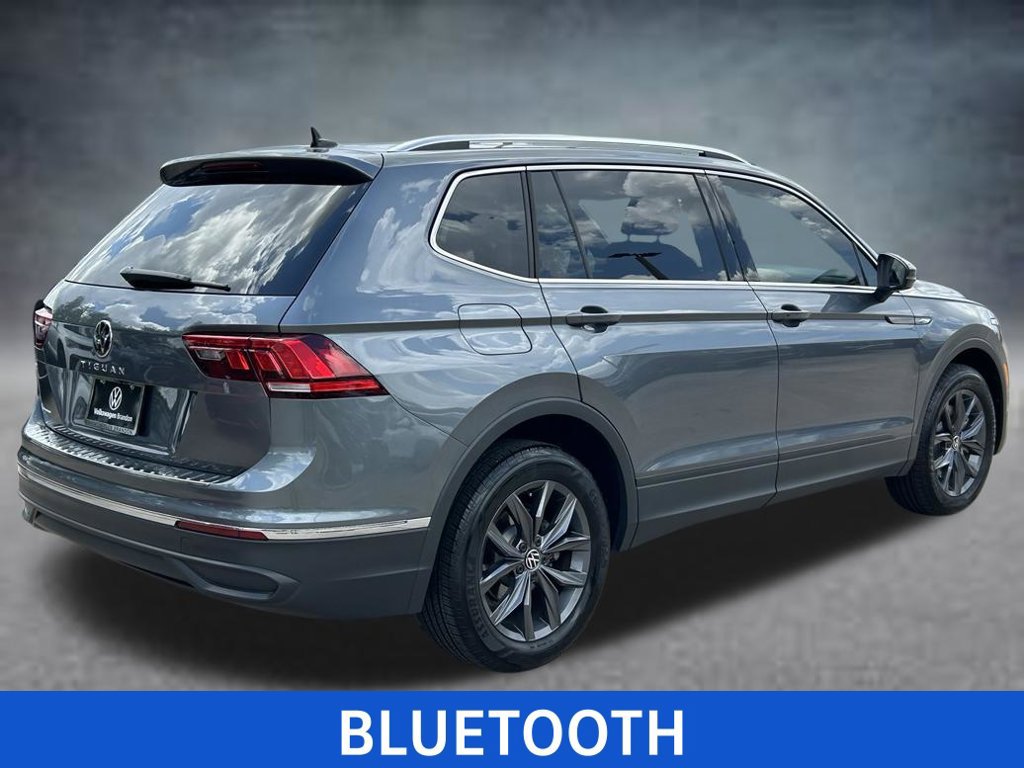 Certified 2023 Volkswagen Tiguan SE w/ Panoramic Sunroof Package FWD image 7