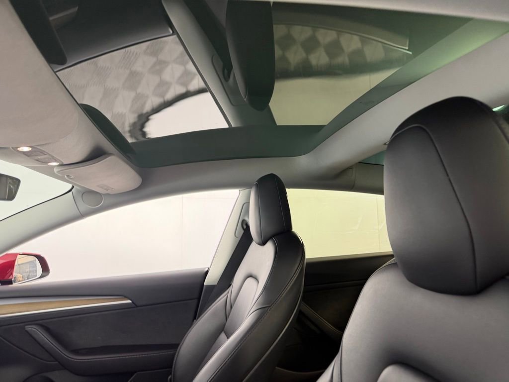 Used 2022 Tesla Model 3 image 24