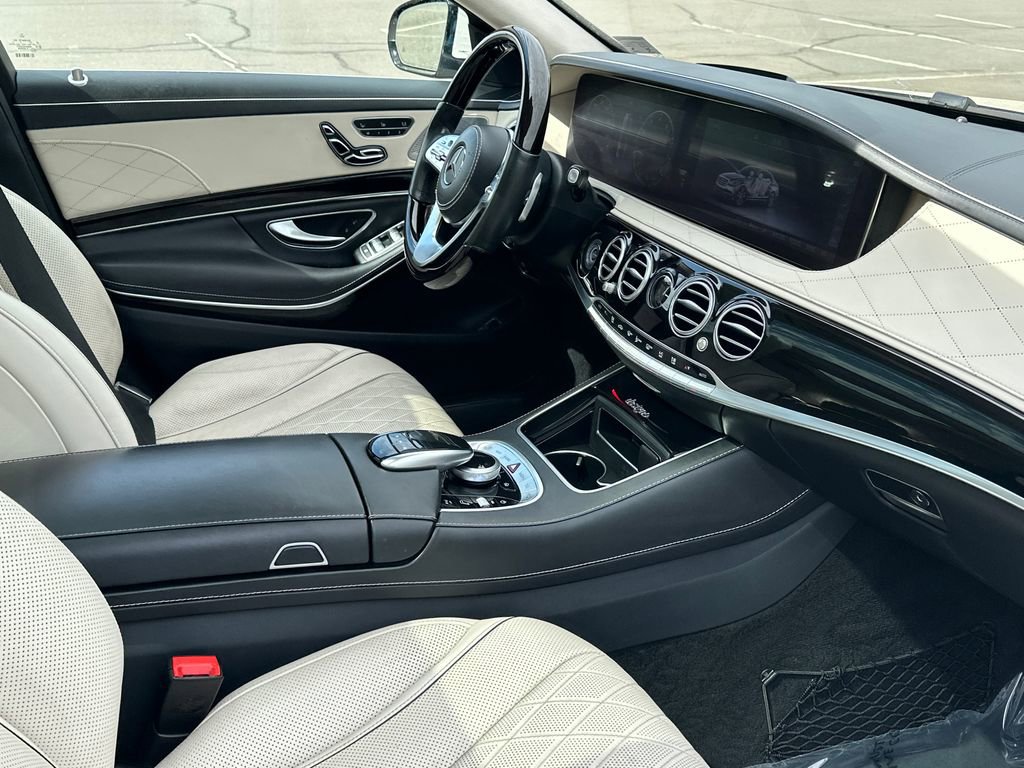 Used 2020 Mercedes-Benz S 560 4MATIC Sedan image 11