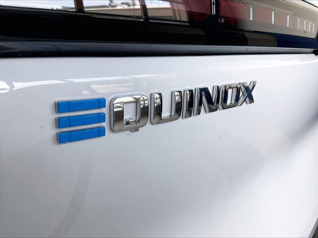 Used 2024 Chevrolet Equinox EV LT w/ LPO, Trailering Package FWD image 29