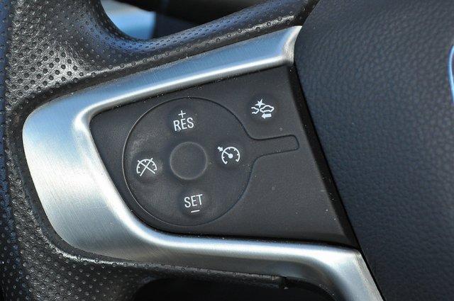 Used 2023 GMC Acadia SLE w/ Driver Convenience Package image 30