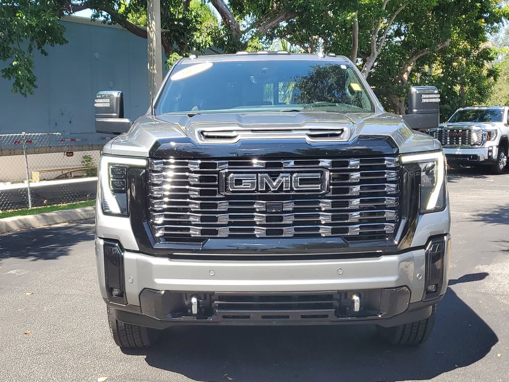 Certified 2025 GMC Sierra 2500 Denali Ultimate AWD/4WD image 8