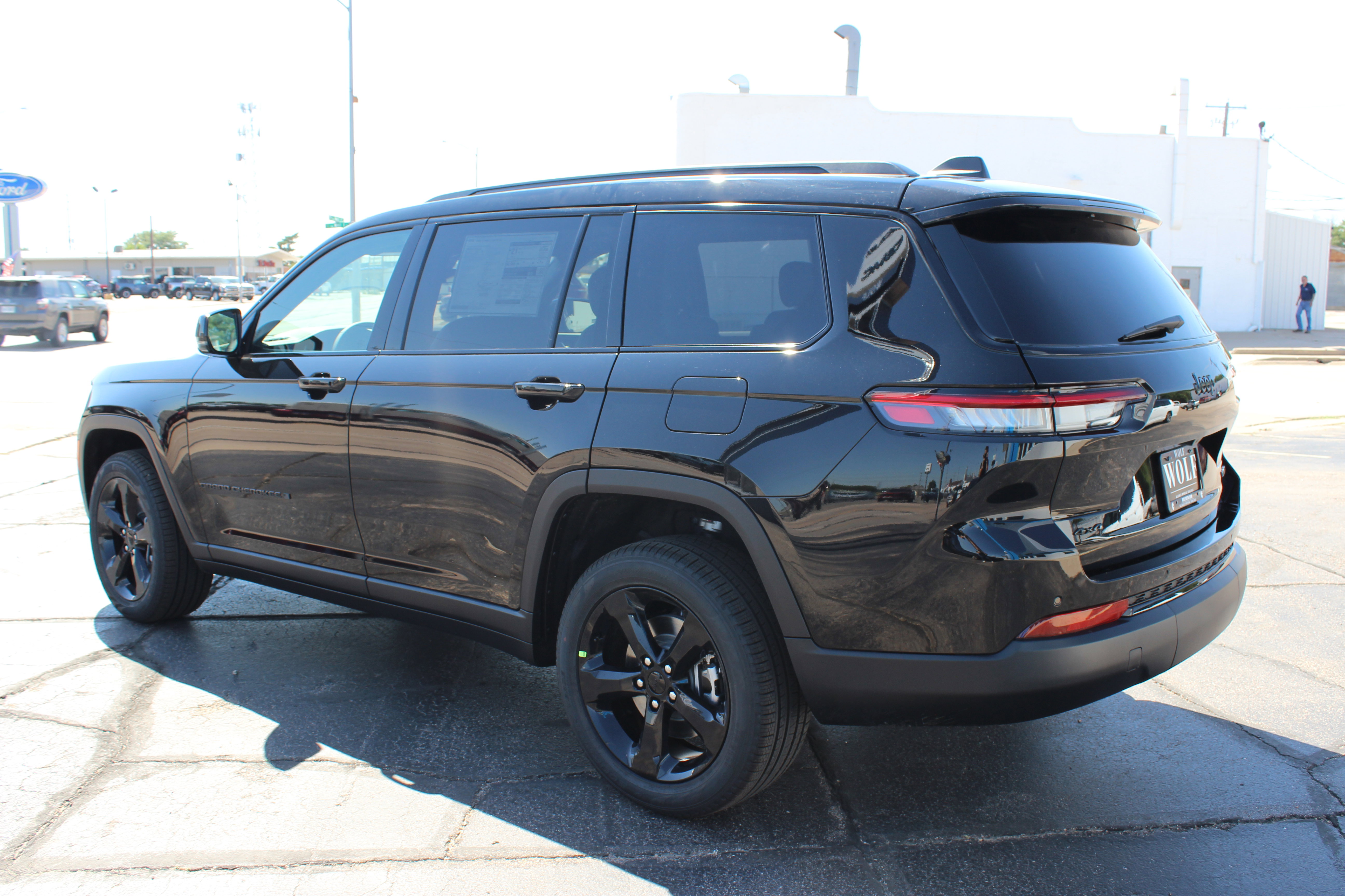 New 2025 Jeep Grand Cherokee L Limited image 8