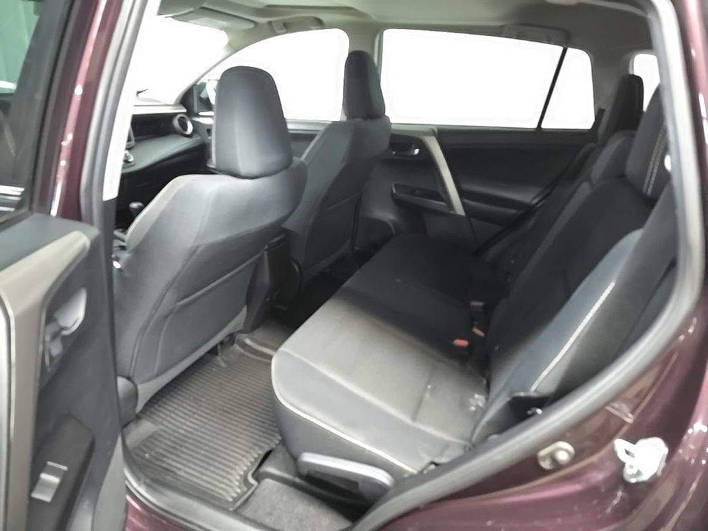 Used 2018 Toyota RAV4 XLE w/ Plus Extra Value Package AWD/4WD image 31