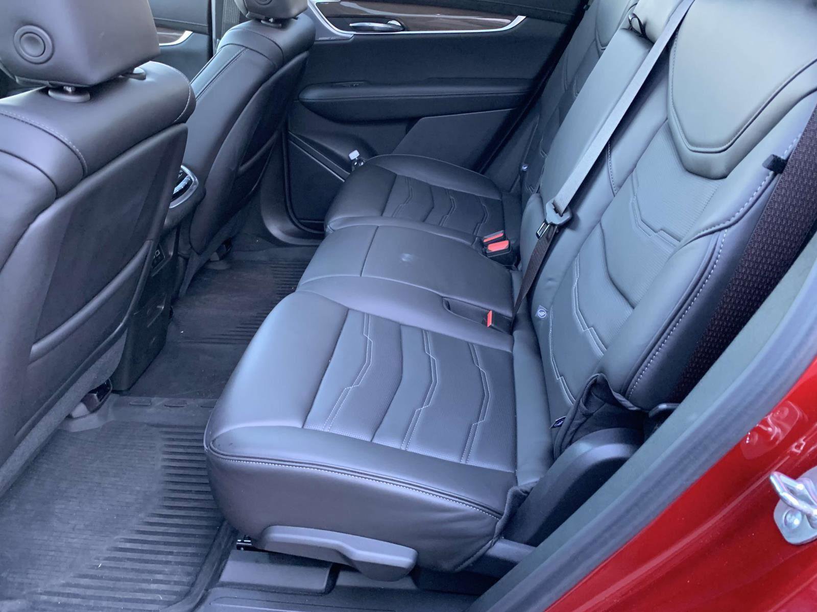 Certified 2024 Cadillac XT6 Sport w/ Platinum Package image 5