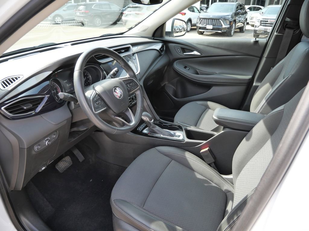 Used 2023 Buick Encore GX Select AWD/4WD image 29
