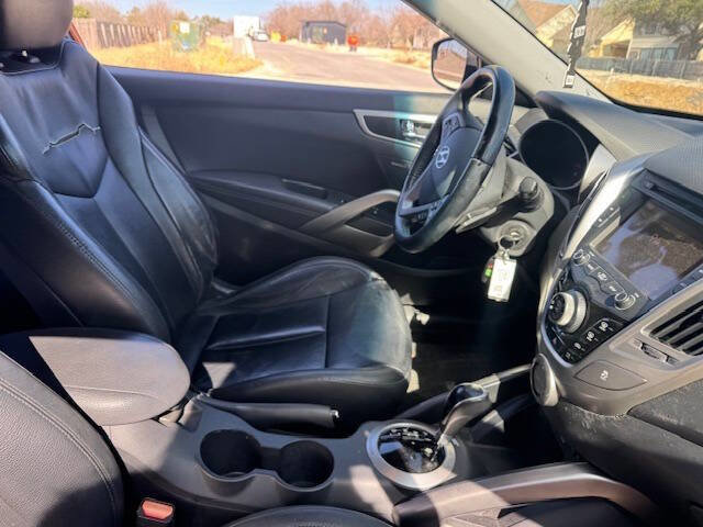Used 2014 Hyundai Veloster RE:FLEX Edition image 16