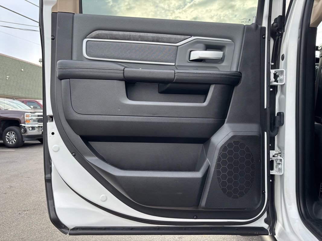 Used 2019 RAM 2500 Big Horn image 13