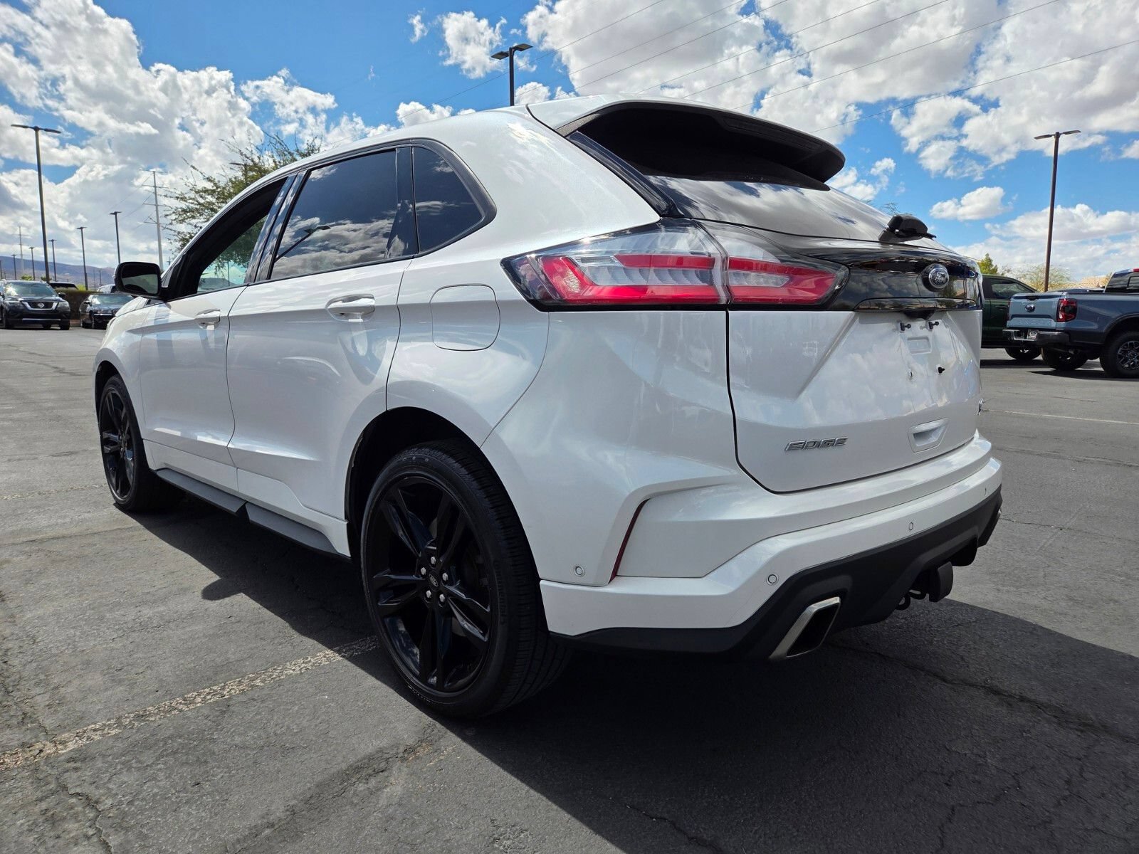 Certified 2019 Ford Edge ST w/ Equipment Group 401A AWD/4WD image 4