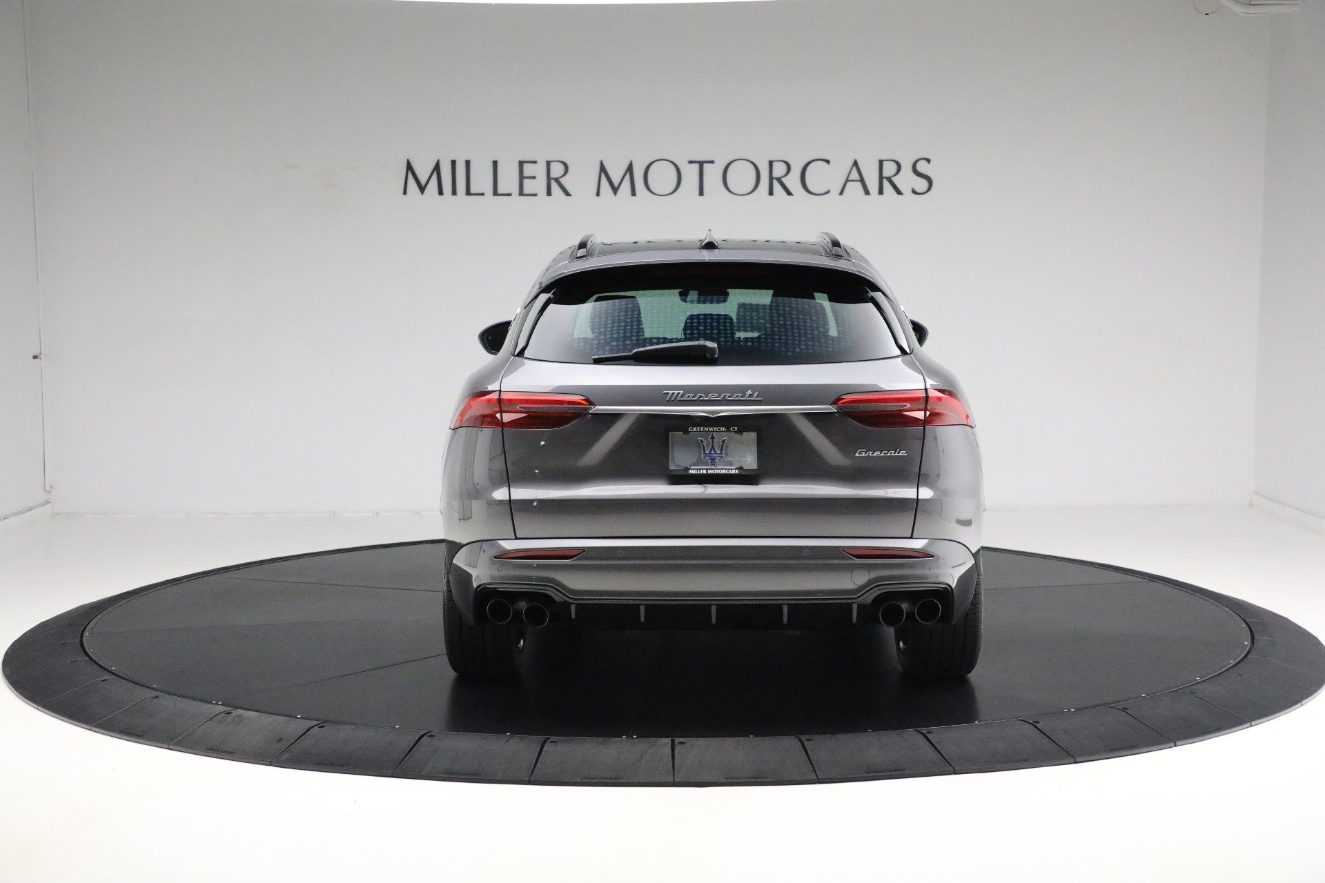 New 2024 Maserati Grecale GT image 13