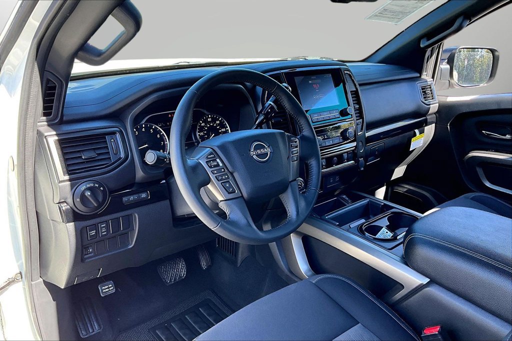 Certified 2024 Nissan Titan SV w/ SV Bronze Edition Package AWD/4WD image 22