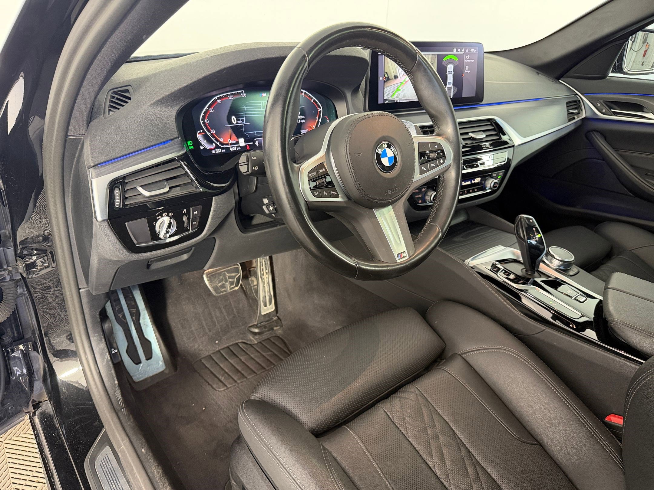 Certified 2023 BMW 530i w/ M Sport Package RWD image 4