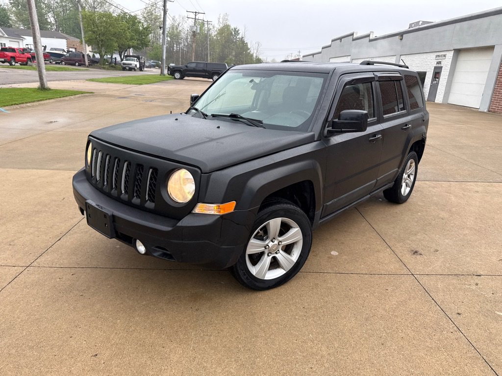 Used 2011 Jeep Patriot Latitude AWD/4WD image 1