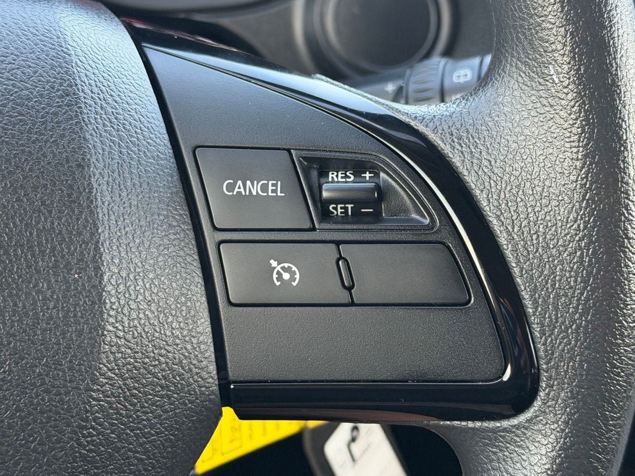 Used 2023 Mitsubishi Eclipse Cross LE AWD/4WD image 15