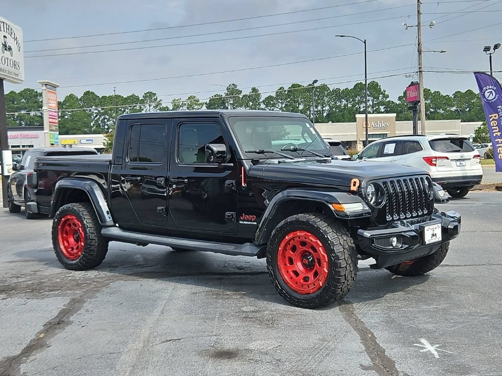 Used 2021 Jeep Gladiator Overland AWD/4WD image 1