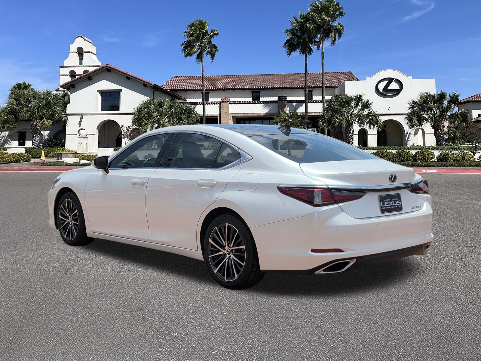 Certified 2022 Lexus ES 350 w/ Premium Package FWD image 4