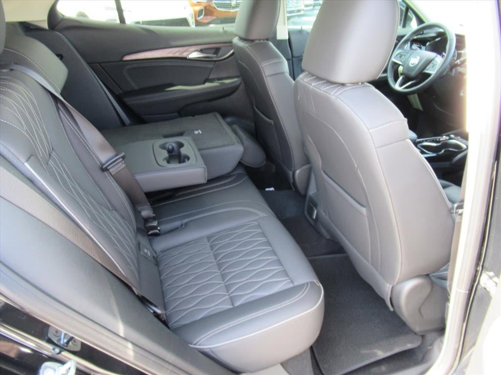 Used 2023 Buick Envision Avenir FWD image 35
