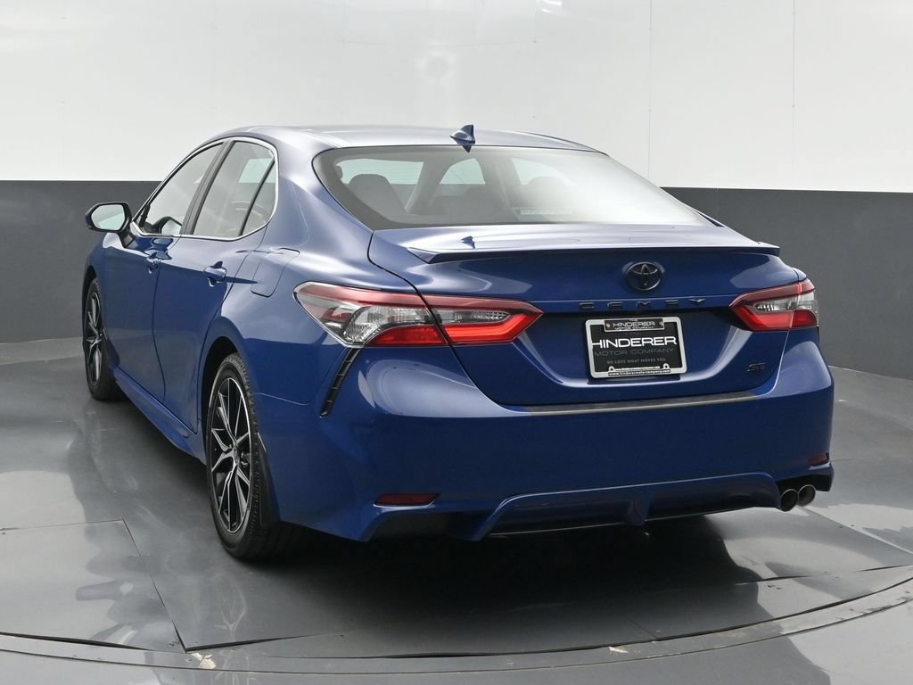 Used 2024 Toyota Camry SE w/ Convenience Package FWD image 6