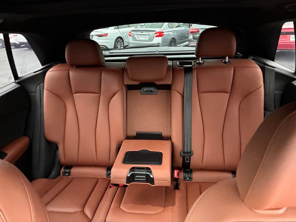 Used 2023 Audi Q8 Prestige w/ Prestige Package AWD/4WD image 21
