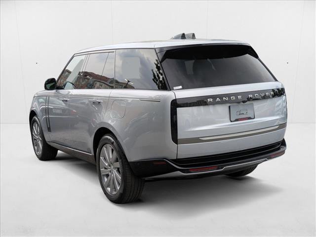 New 2025 Land Rover Range Rover SE image 9