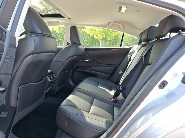 Used 2021 Lexus ES 350 w/ Premium Package image 10