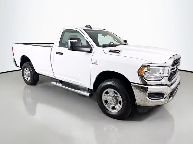 Used 2024 RAM 3500 Tradesman w/ Chrome Appearance Group AWD/4WD video 1