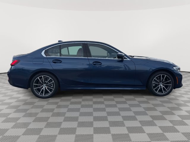 Used 2022 BMW 330i xDrive Sedan w/ Convenience Package AWD/4WD image 5