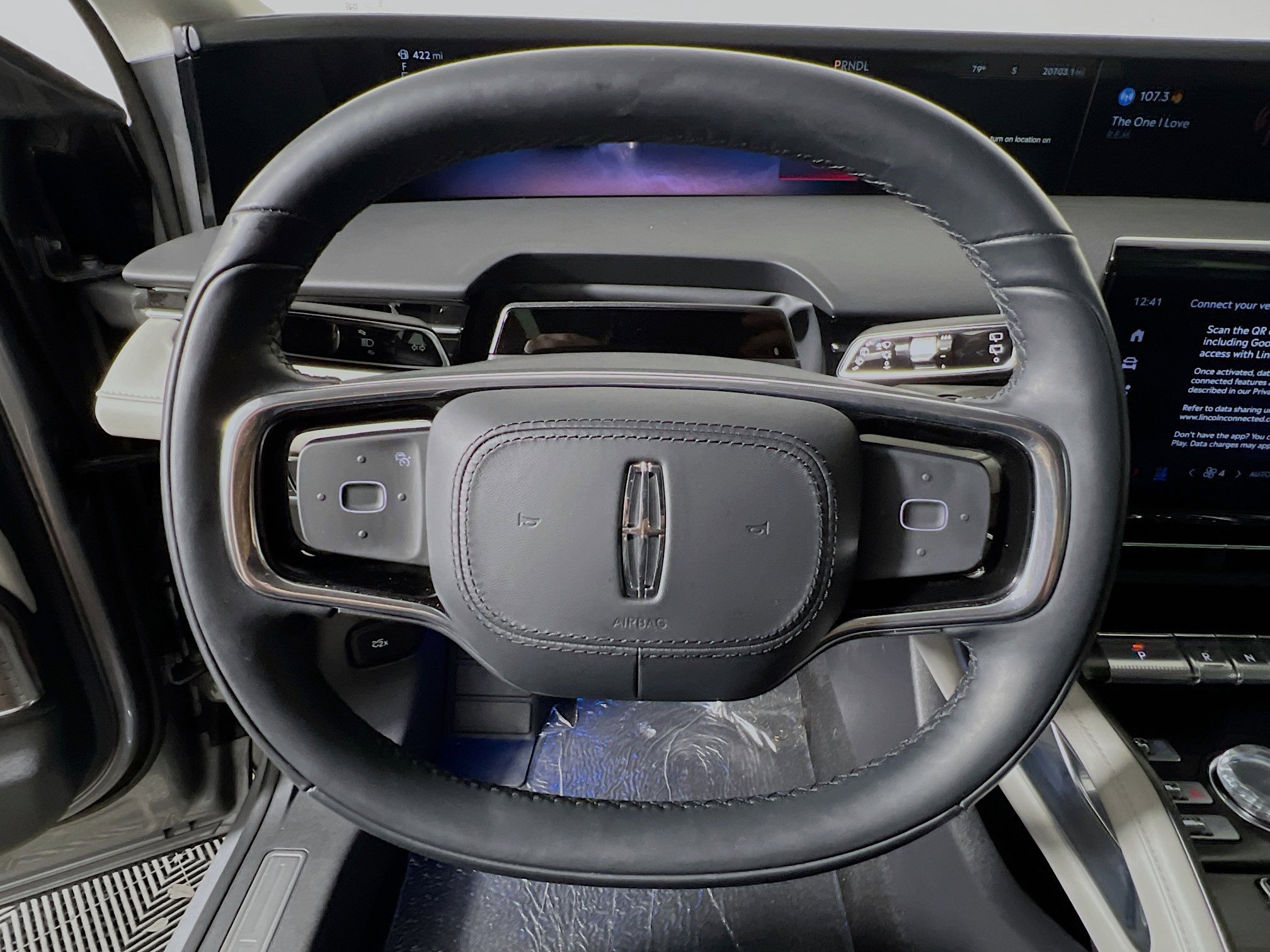 Used 2025 Lincoln Nautilus Reserve AWD/4WD image 18