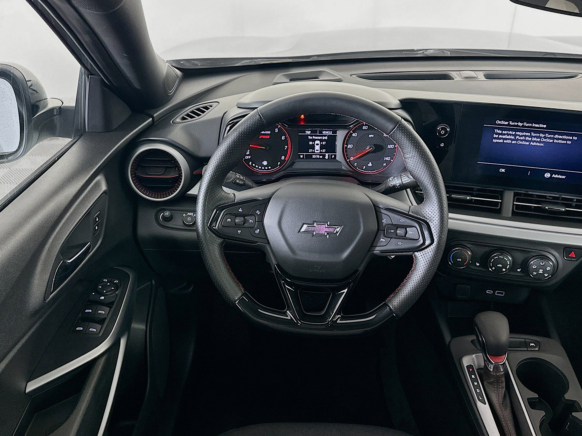 Used 2024 Chevrolet Trax RS w/ Driver Confidence Package image 18