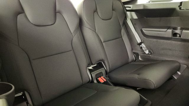 New 2026 Volvo XC90 B6 Plus w/ Protection Package Premier AWD/4WD image 34