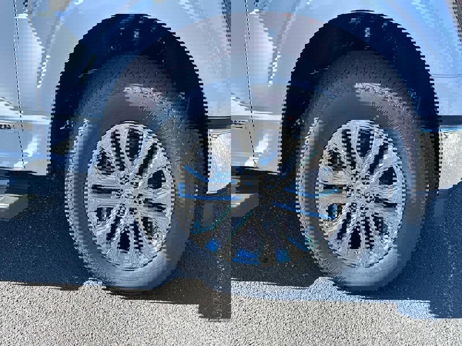 New 2025 Ford F150 Lariat w/ Equipment Group 502A High image 45