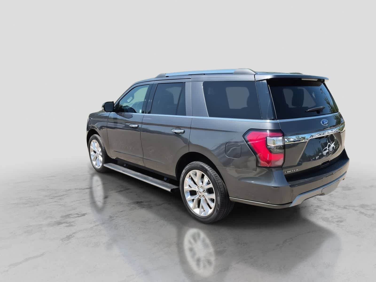 Used 2019 Ford Expedition Limited w/ Equipment Group 302A AWD/4WD image 6