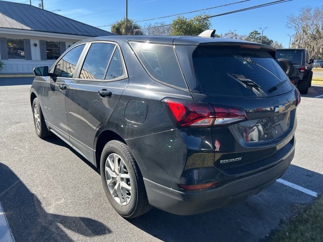 Used 2024 Chevrolet Equinox LS w/ Driver Confidence II Package image 6