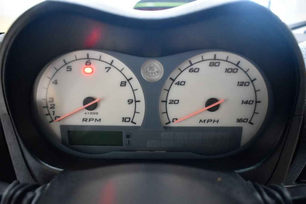 Used 2005 Lotus Elise RWD image 30