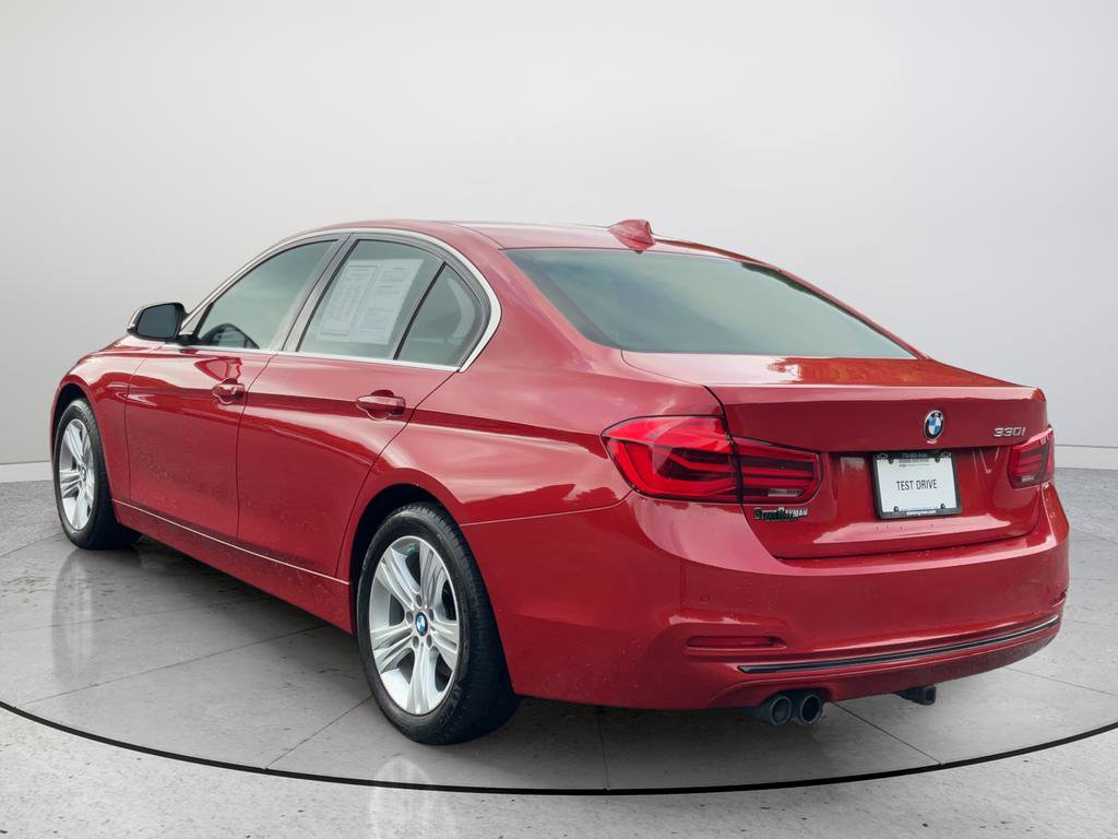 Used 2017 BMW 330i Sedan RWD image 9